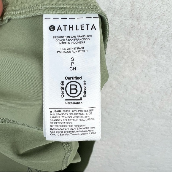 ATHLETA Run With It Pants Sz S Eucalyptus Green Jogger Casual Comfy Chic Travel - Picture 11 of 15
